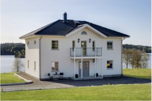 För fjärde året i rad har Gar-Bo utsett Årets småhus – Årets småhus 2022 tilldelas Villa Tunhem från Götenehus.